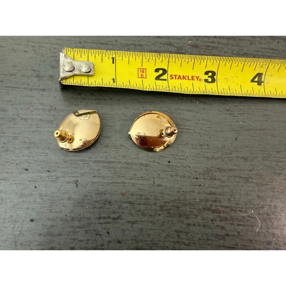 Vintage Gold Tone Sculptural Pod Stud Earrings Modernist Folded Design Post Back